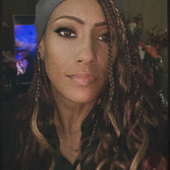 Meet your Posher, Tanya - Picture 9 of 16